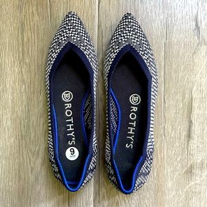 Rothy’s the point; navy houndstooth; size 6